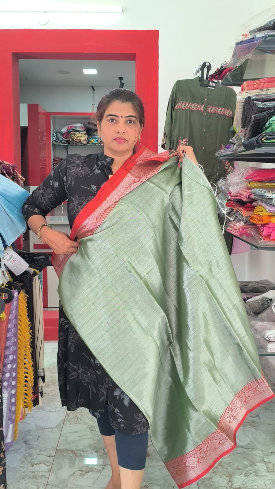Olive Green with Red Colour Boarder Mul Tissue Saree