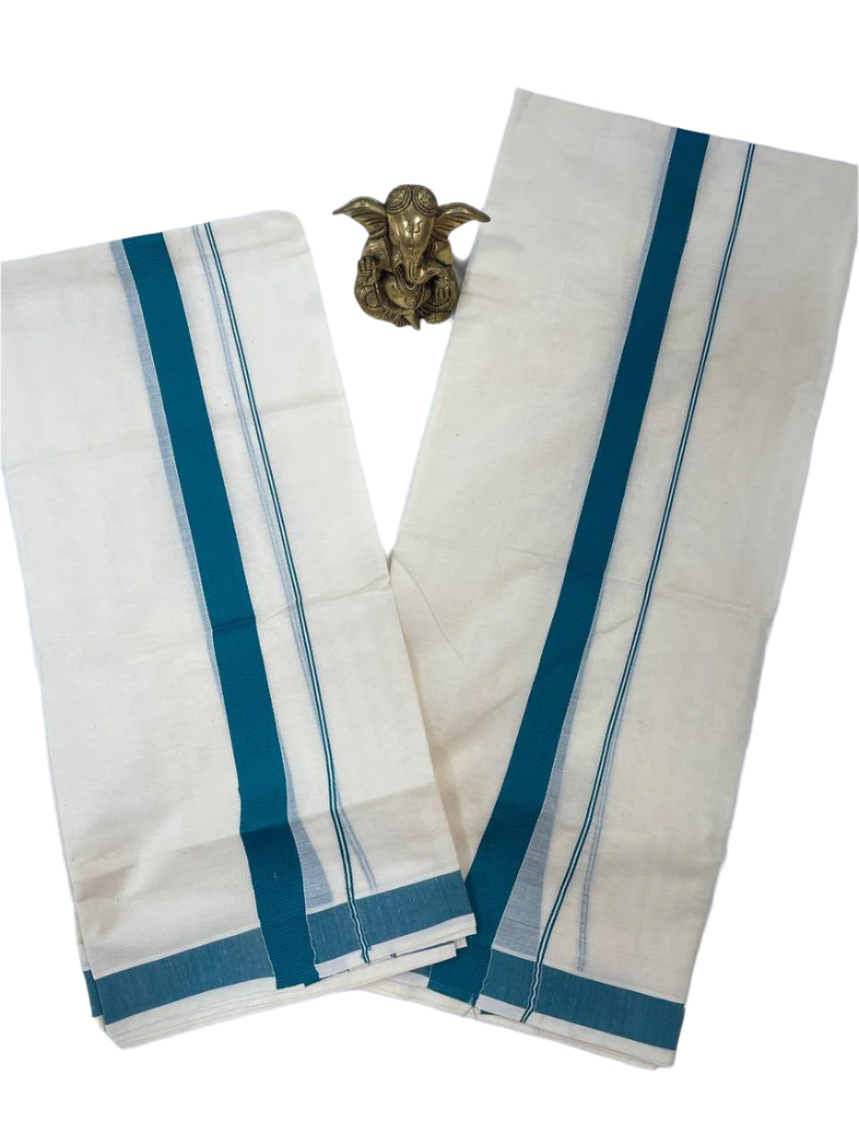 set mund with blue stripes