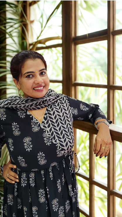 Churidar Set - Elegant The Style Sanctuary