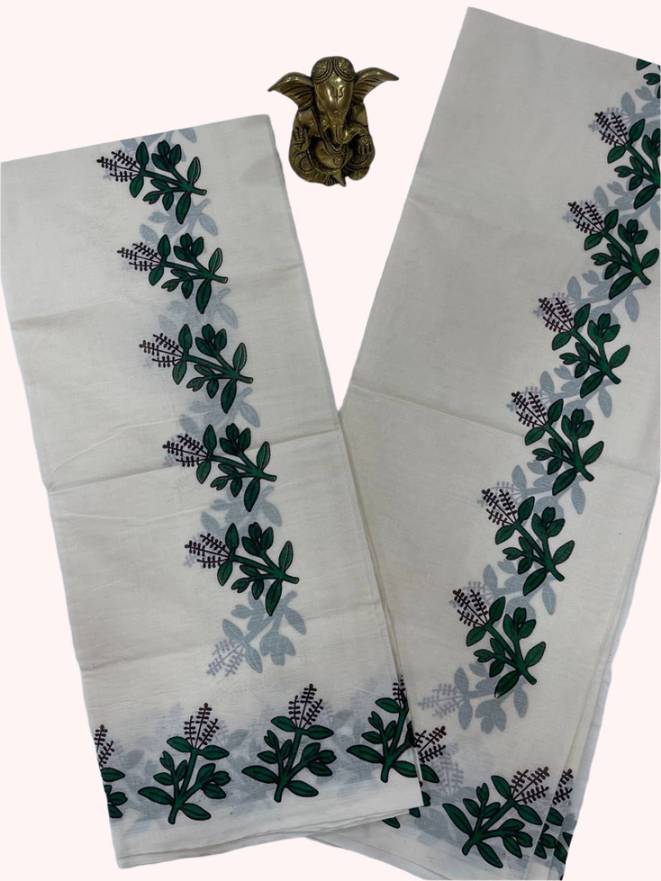 Cotton set mund with green thulasi designs