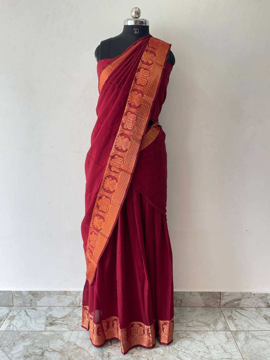 Maroon dhavani set with zari border